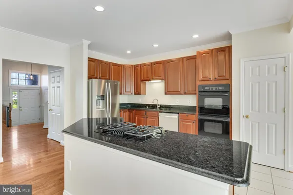 $3,100 | 807 Bluefield Square Northeast, Leesburg, VA 20176
