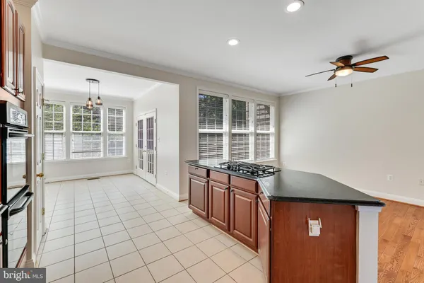 $3,100 | 807 Bluefield Square Northeast, Leesburg, VA 20176