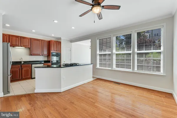 $3,100 | 807 Bluefield Square Northeast, Leesburg, VA 20176