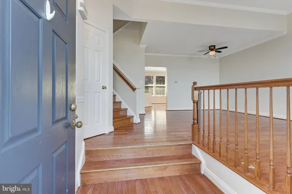 $3,100 | 807 Bluefield Square Northeast, Leesburg, VA 20176