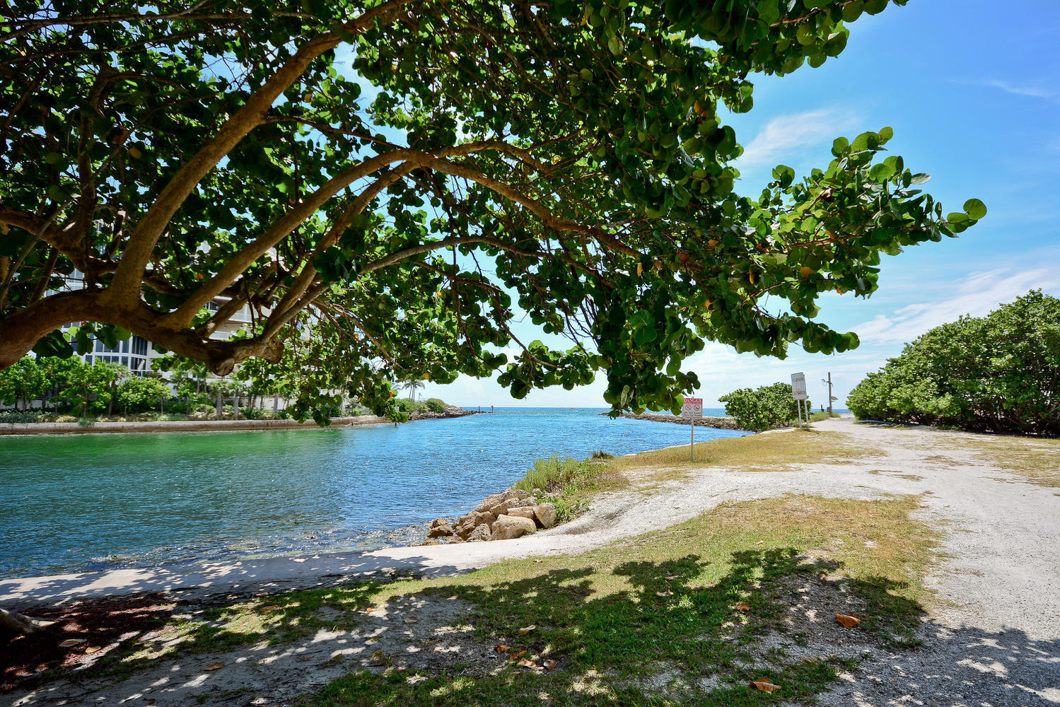 1111 South Ocean Boulevard, Unit 5200 Boca Raton, FL 33432 - Photo 32 of 37 20250423204950308189000000-o