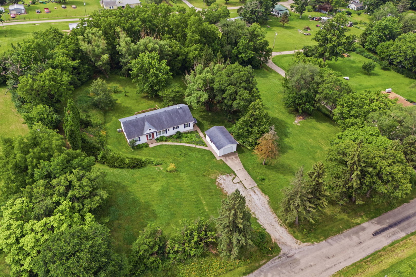 3045 Camp Creek Road Sherrard, IL 61281 - Photo 29 of 34