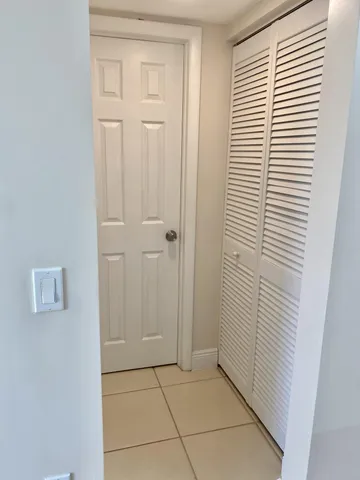 a view of a livingroom with an empty space