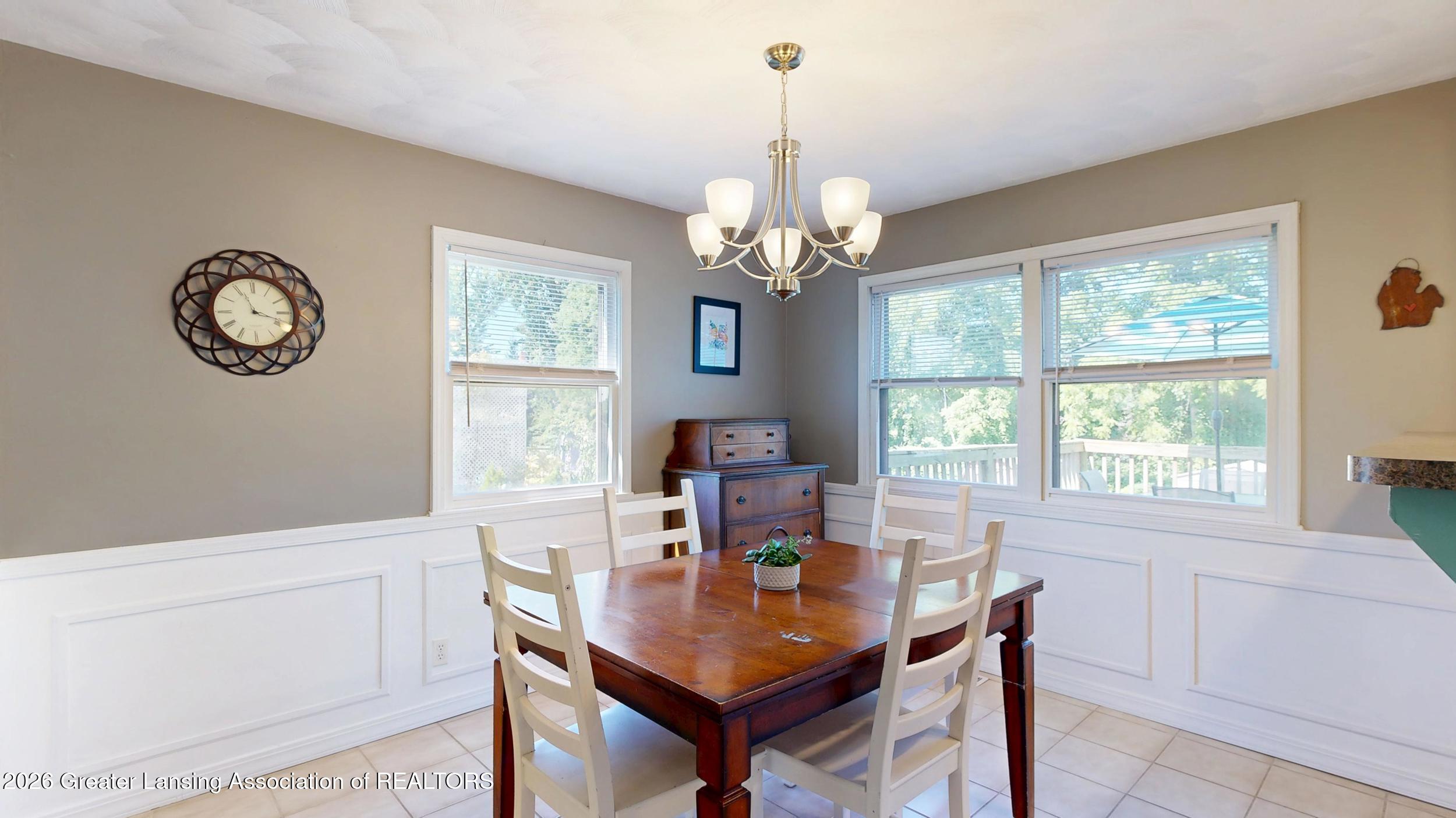 916 South Canal Road Lansing, MI 48917 - Photo 8 of 62 Dining Room