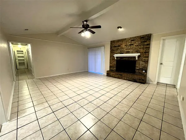 $2,450 | 804 Lake Highlands Drive, Allen, TX 75002