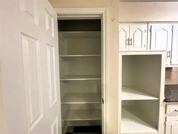 $2,450 | 804 Lake Highlands Drive, Allen, TX 75002