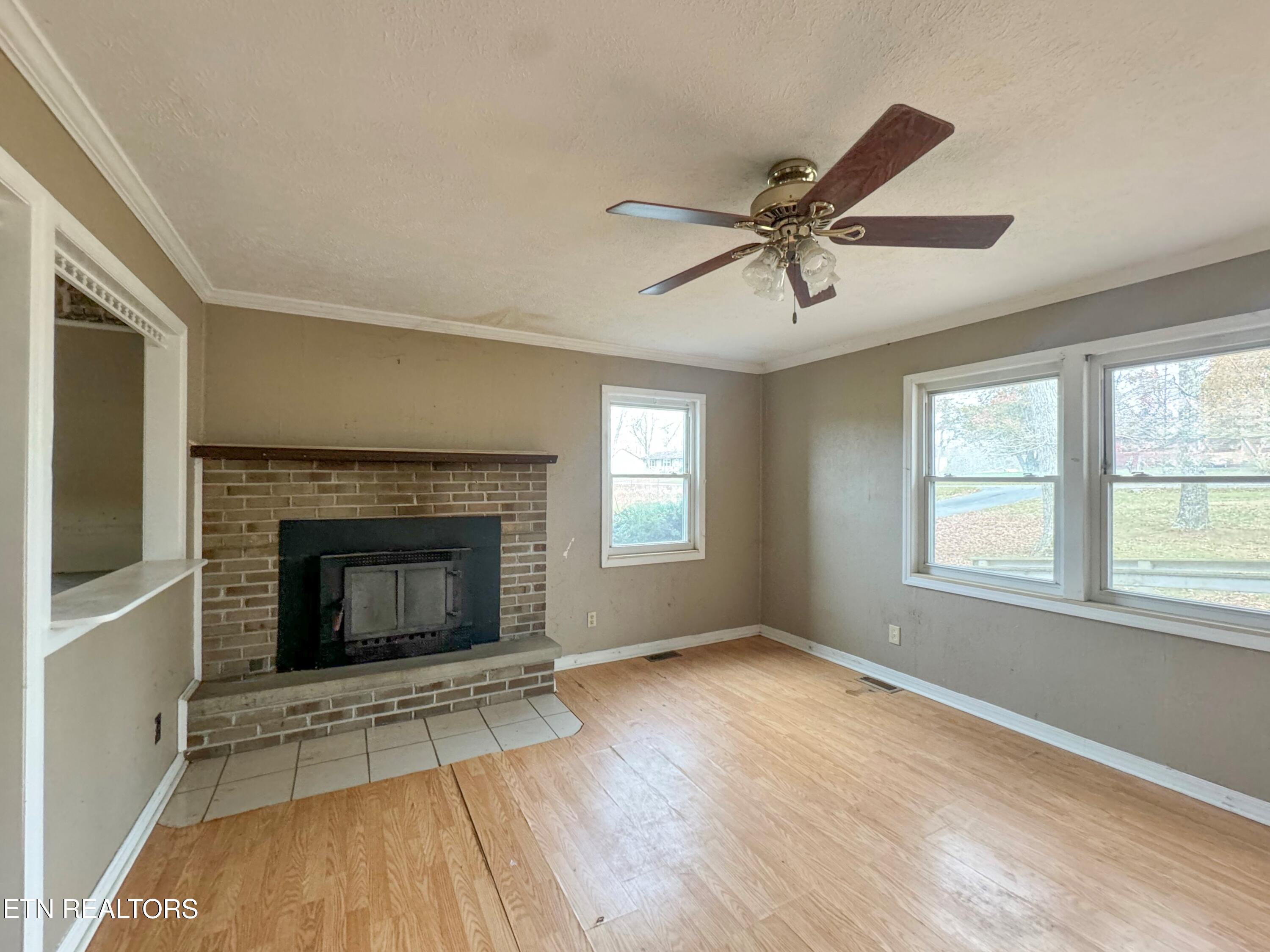163 Drew Howard Road Crossville, TN 38571 - Photo 5 of 22 IMG_0440