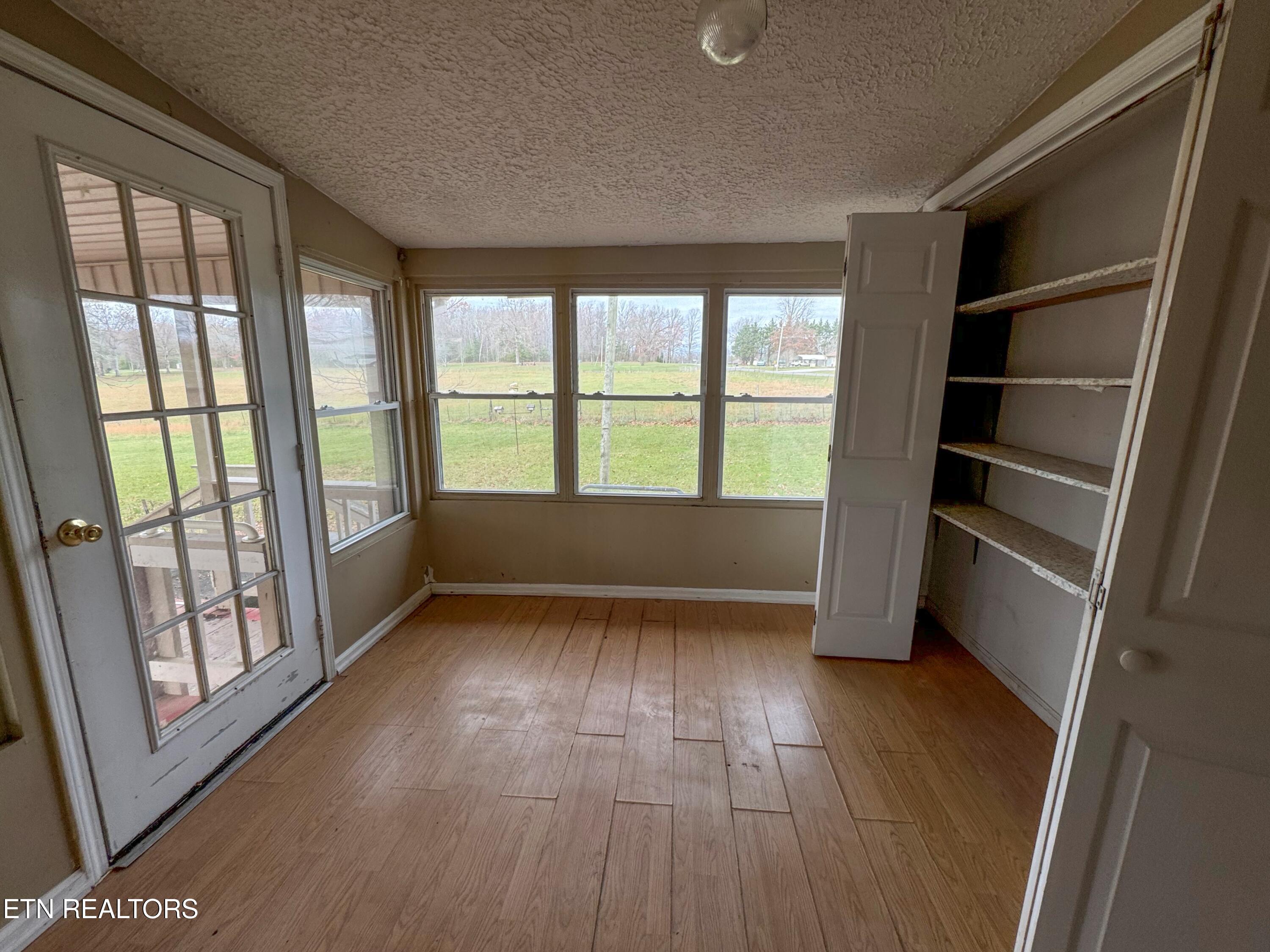 163 Drew Howard Road Crossville, TN 38571 - Photo 8 of 22 IMG_0444