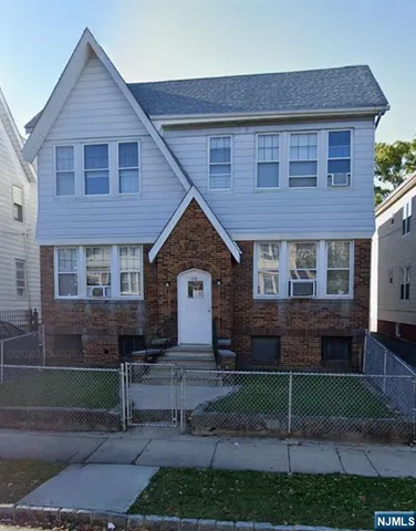 $775,000 | 105 North 15th Street, Bloomfield, NJ 07003