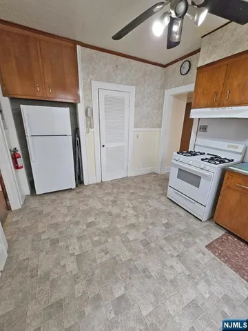 $775,000 | 105 North 15th Street, Bloomfield, NJ 07003