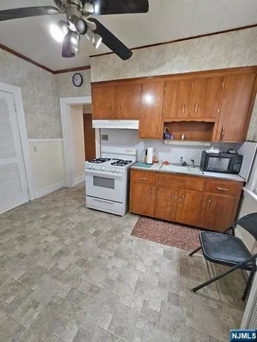 $775,000 | 105 North 15th Street, Bloomfield, NJ 07003