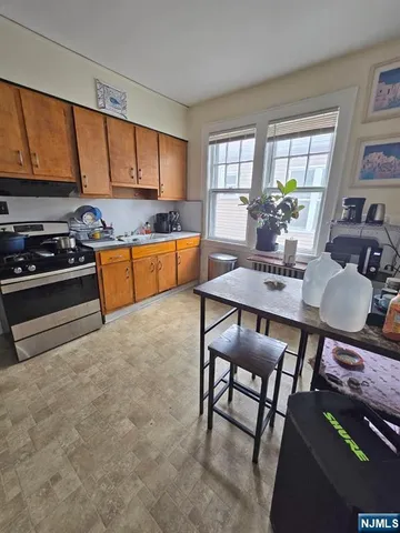 $775,000 | 105 North 15th Street, Bloomfield, NJ 07003