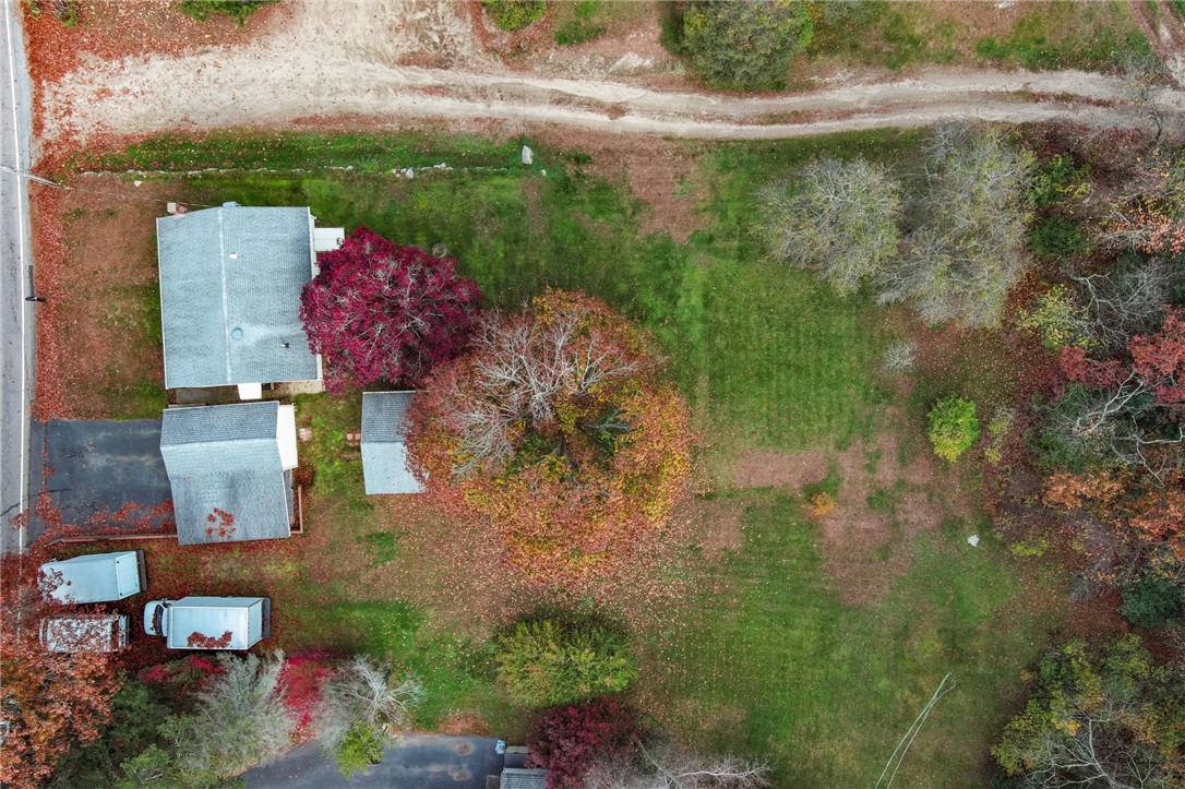 115 Colvintown Road Coventry, RI 02816 - Photo 7 of 32