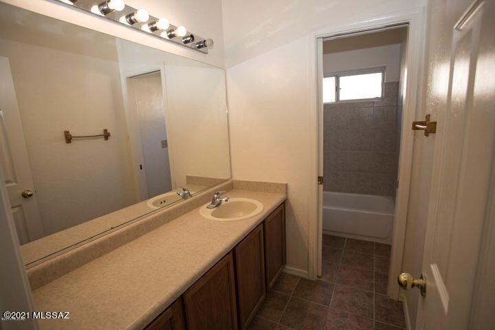 8158 East Quartz Ridge Drive Tucson, AZ 85715 - Photo 23 of 35
