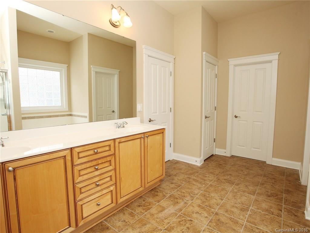 3392 Richard's Crossing Fort Mill, SC 29708 - Photo 18 of 24 Gallery Image 18