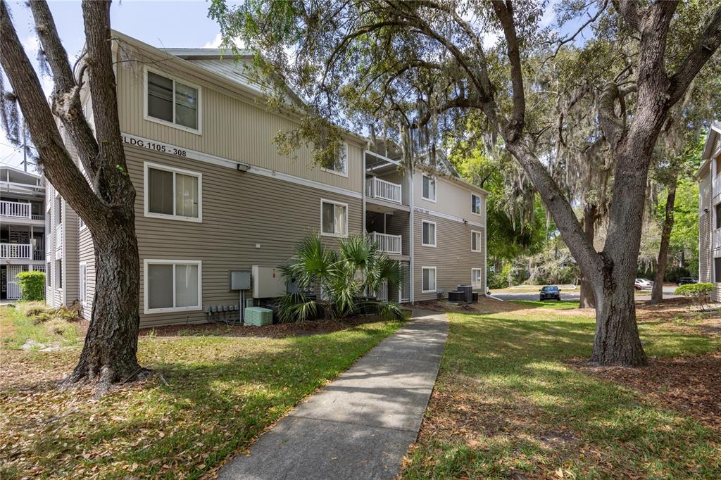 4000 Southwest 23rd Street, Unit 1108 Gainesville, FL 32608 - Photo 2 of 28