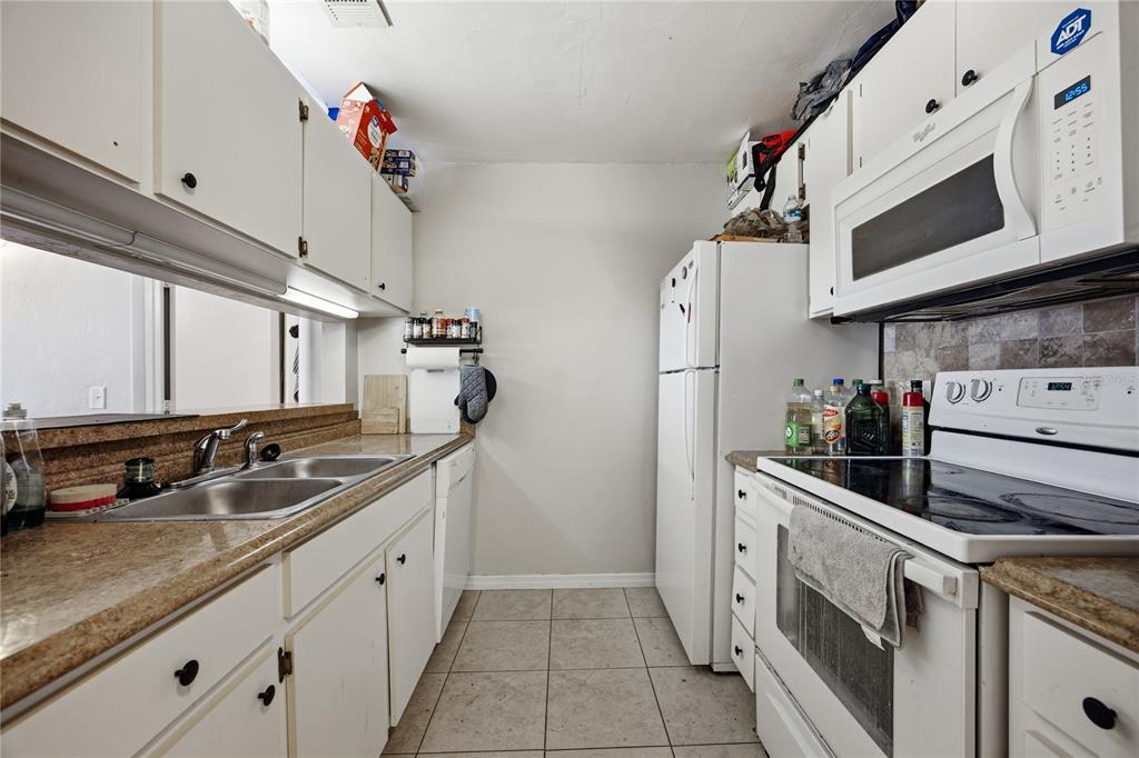 4000 Southwest 23rd Street, Unit 1108 Gainesville, FL 32608 - Photo 7 of 28