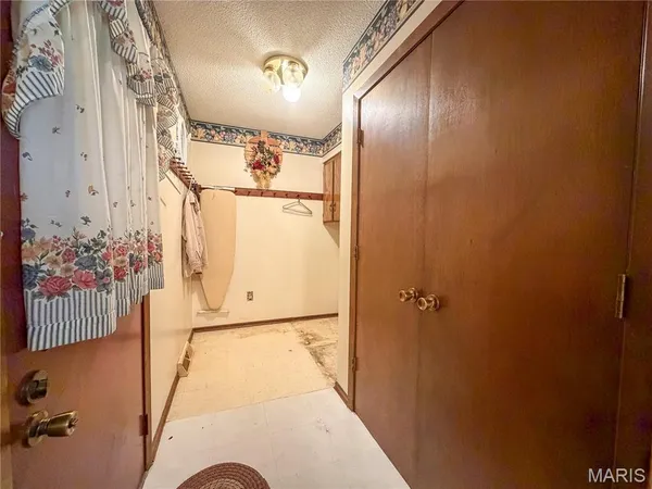 $210,000 | 903 Glenn Drive, Sikeston, MO 63801