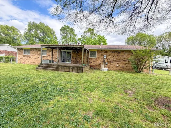 $210,000 | 903 Glenn Drive, Sikeston, MO 63801