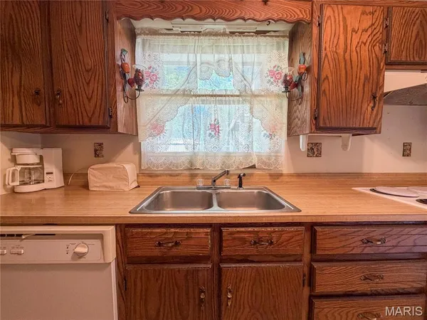 $210,000 | 903 Glenn Drive, Sikeston, MO 63801