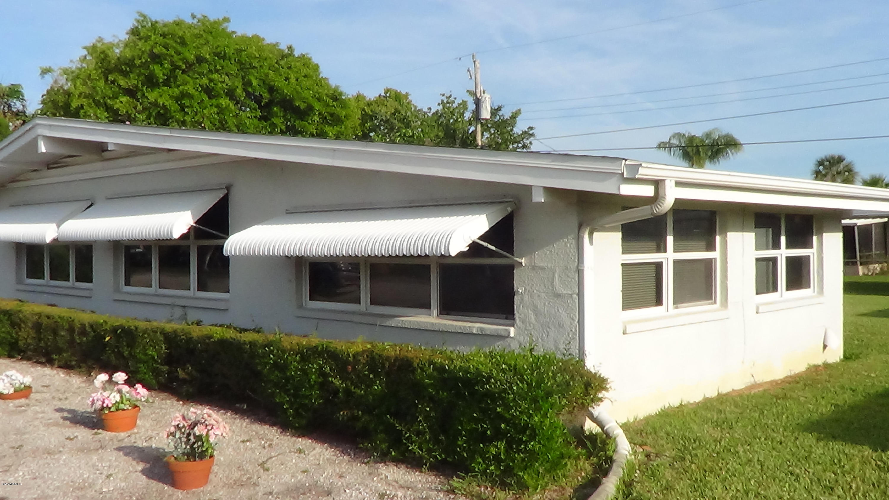360 Needle Boulevard Merritt Island, FL 32953 - Photo 8 of 22 DSC01291