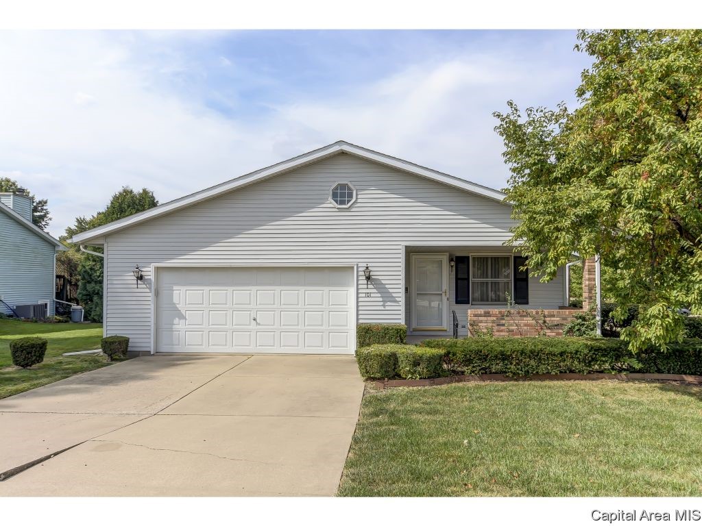 101 Norwalk Road Springfield, IL 62704 - Photo 1 of 36