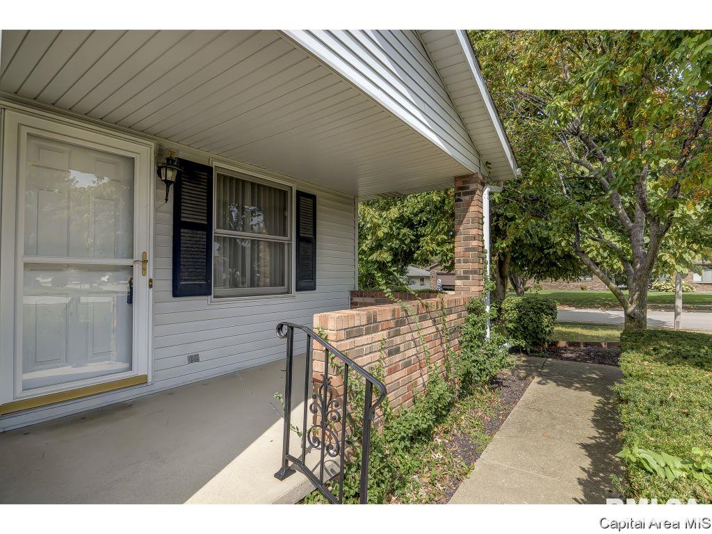 101 Norwalk Road Springfield, IL 62704 - Photo 2 of 36