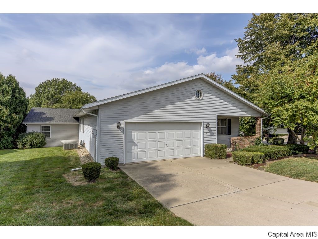 101 Norwalk Road Springfield, IL 62704 - Photo 26 of 36