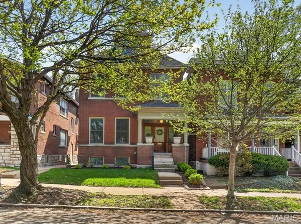 $549,900 | 3516 Magnolia Avenue, St. Louis, MO 63118