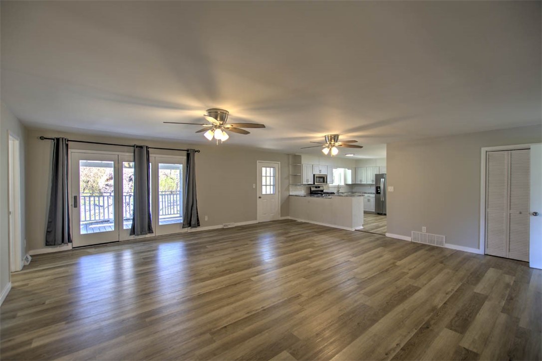 288 Brown Avenue Decatur, IL 62526 - Photo 10 of 36 Gallery Image 10