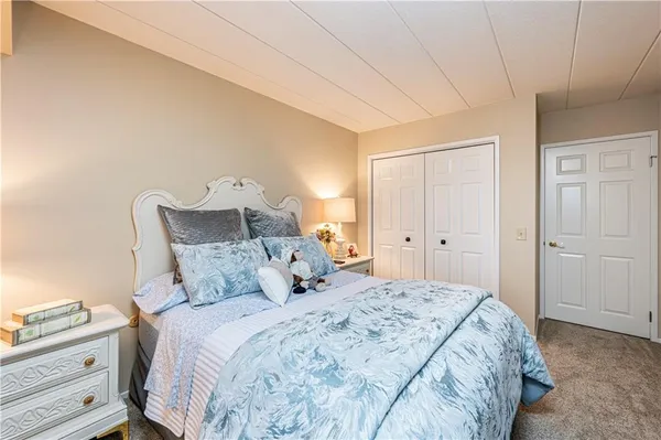 $285,000 | 3 Alta Vita Drive, Unit 205, Greensburg, PA 15601