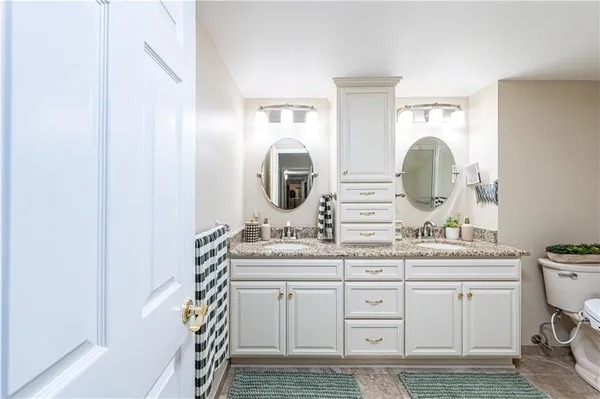 $294,900 | 3 Alta Vita Drive, Unit 205, Greensburg, PA 15601