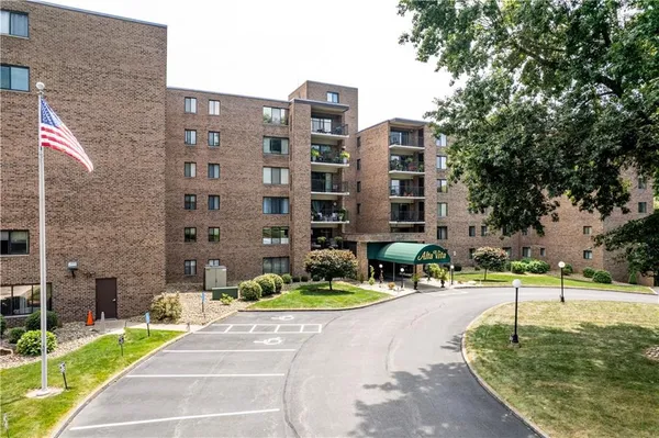 $285,000 | 3 Alta Vita Drive, Unit 205, Greensburg, PA 15601