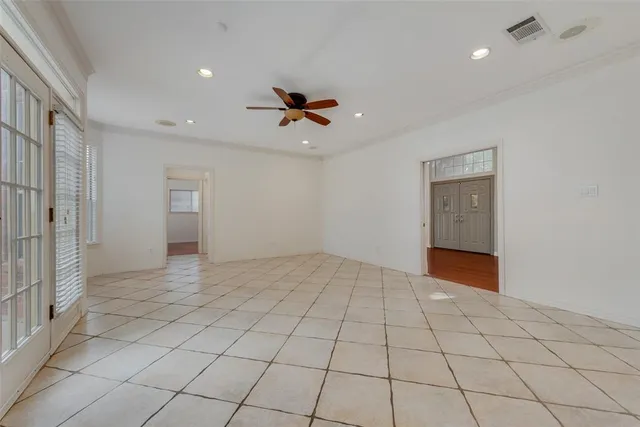 $550,000 | 614 Portofino Drive, Arlington, TX 76012