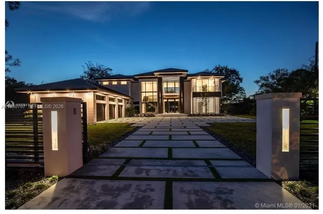 $8,499,000 | 6850 Southwest 73rd Court, Miami, FL 33143