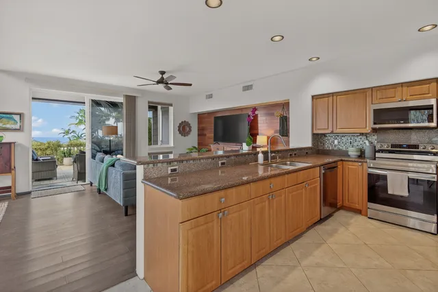 $830,000 | 75-6060 Kuakini Highway, Unit E4, Kailua-Kona, HI 96740