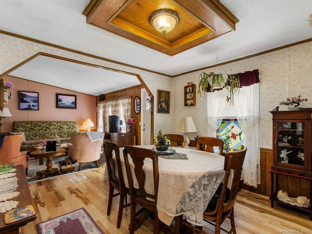 888 Hall Top Road Waynesville, NC 28786 - Photo 5 of 17
