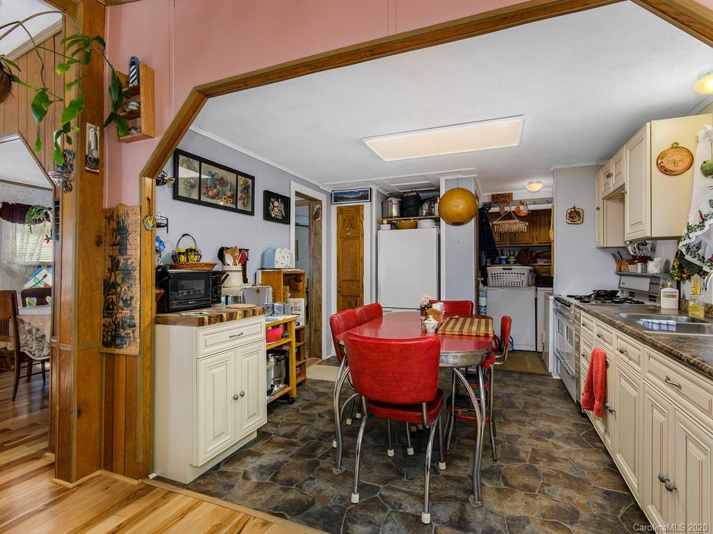 888 Hall Top Road Waynesville, NC 28786 - Photo 7 of 17