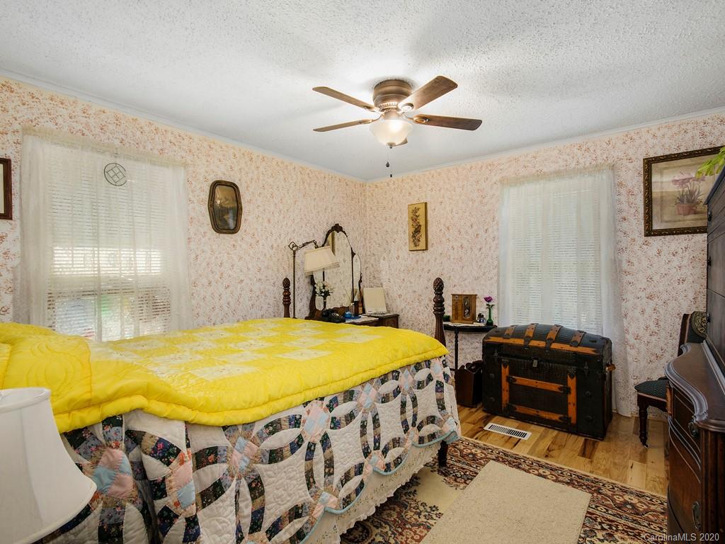 888 Hall Top Road Waynesville, NC 28786 - Photo 9 of 17