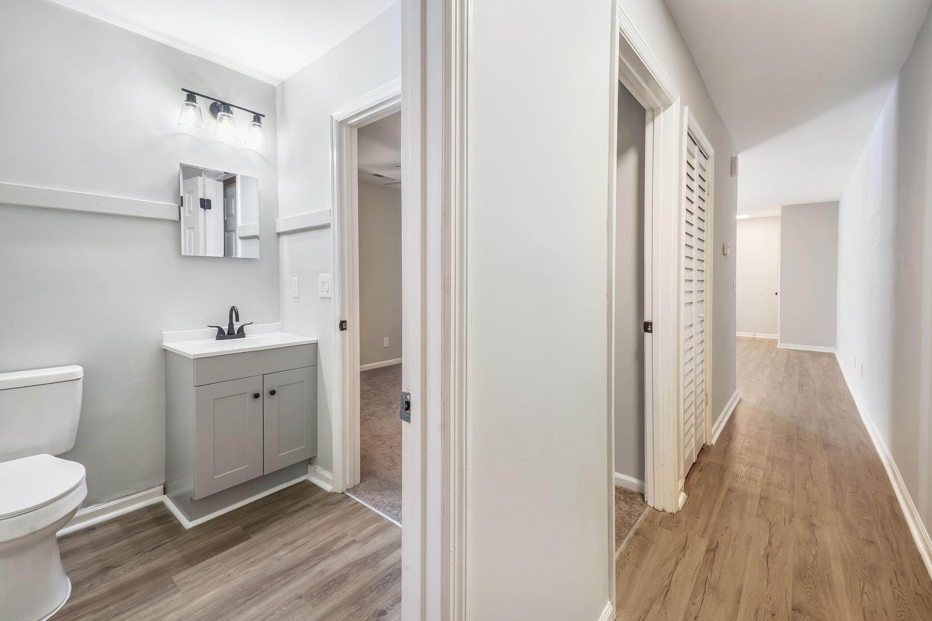 119 Cedar Grove Drive, Unit A & B North Charleston, SC 29420 - Photo 16 of 32 Unit B Bathroom 2