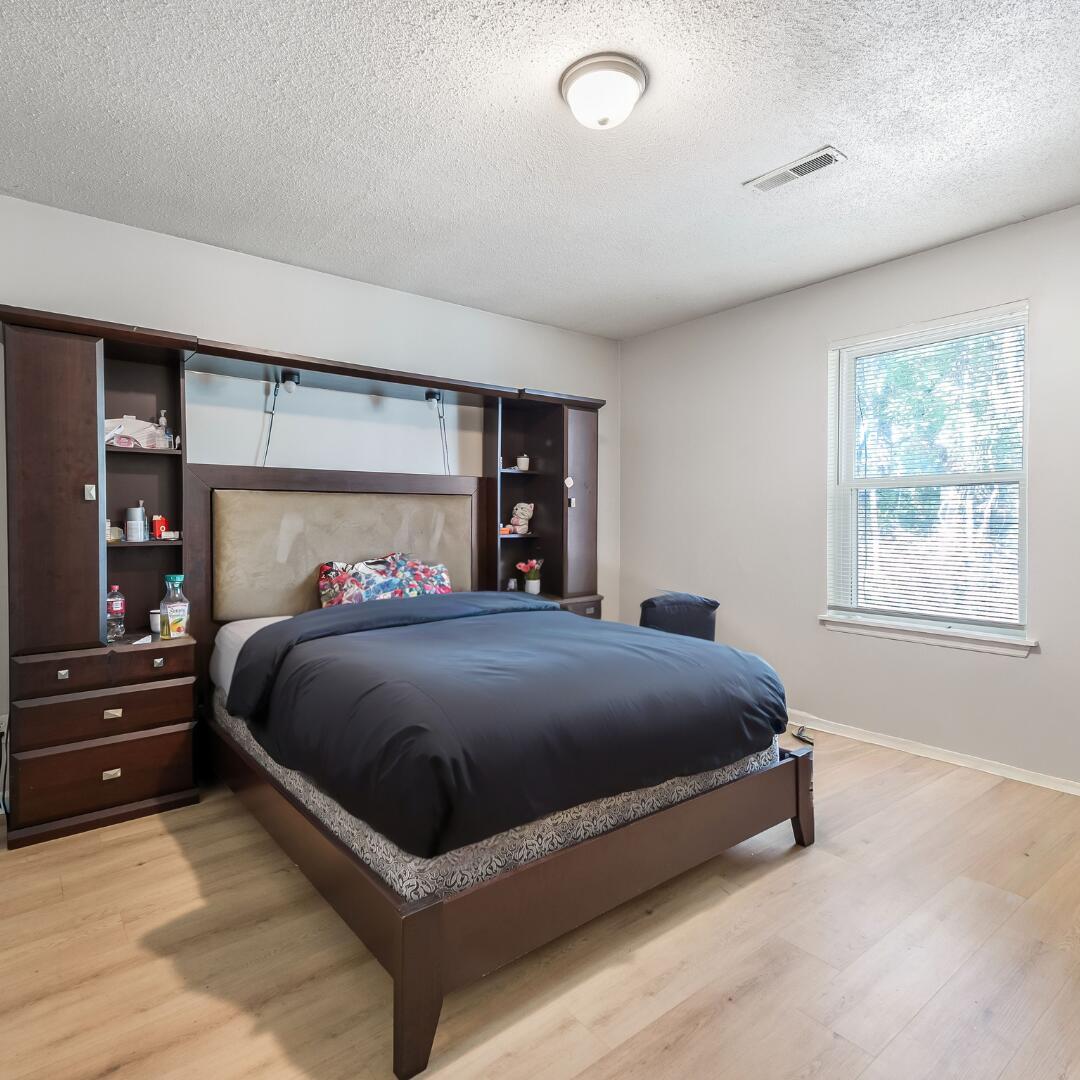 119 Cedar Grove Drive, Unit A & B North Charleston, SC 29420 - Photo 25 of 32 Unit A Bedroom 1