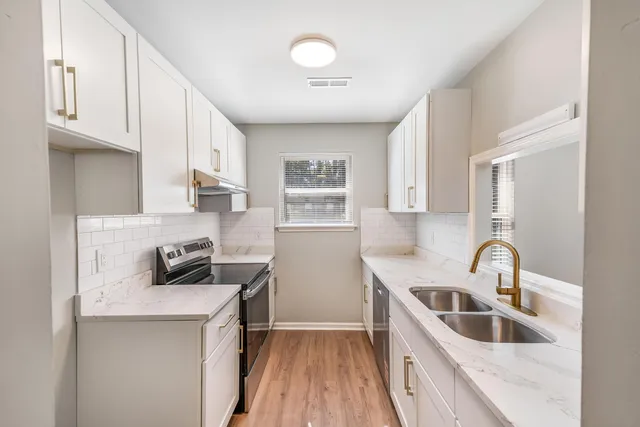 $375,000 | 119 Cedar Grove Drive, Unit A & B, North Charleston, SC 29420