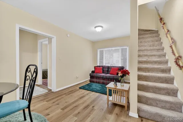 $104,999 | 1128 Hickory Street, Lansing, MI 48912