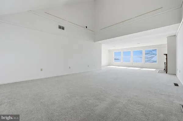 $1,999,995 | 107 West Bay View Drive, Annapolis, MD 21403
