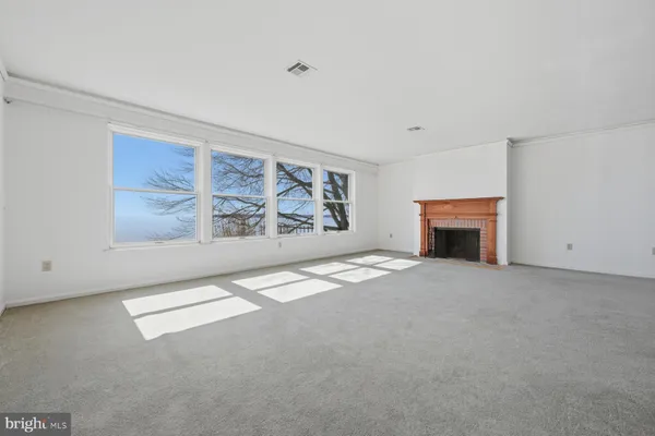 $1,999,995 | 107 West Bay View Drive, Annapolis, MD 21403