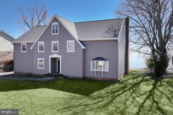 $1,999,995 | 107 West Bay View Drive, Annapolis, MD 21403