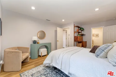 $2,595,000 | 2101 Tondolea Lane, La Canada Flintridge, CA 91011