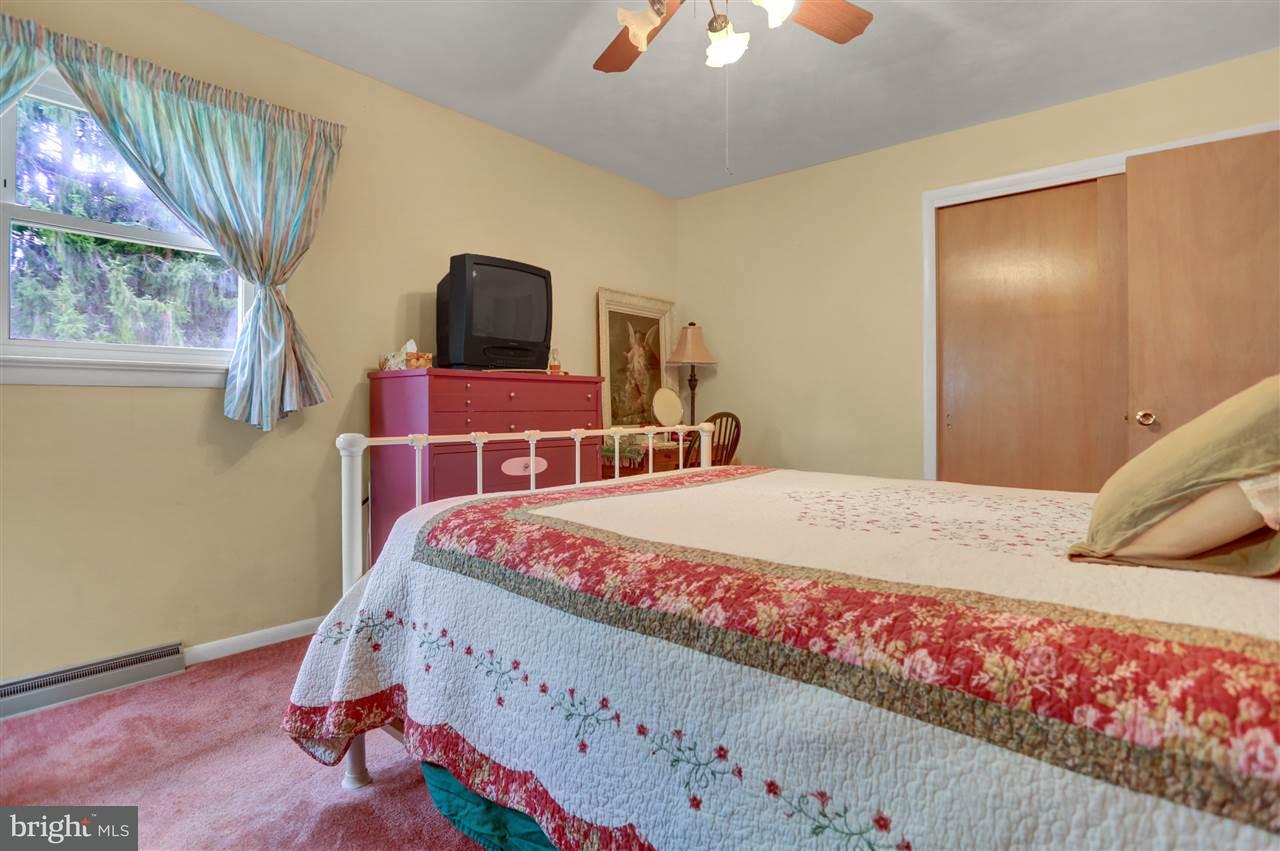 2238 Sycamore Road York, PA 17408 - Photo 20 of 32 a bedroom with a bed and a window