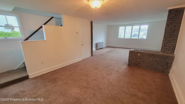$1,600 | 114 Dickson Street, Duryea, PA 18642
