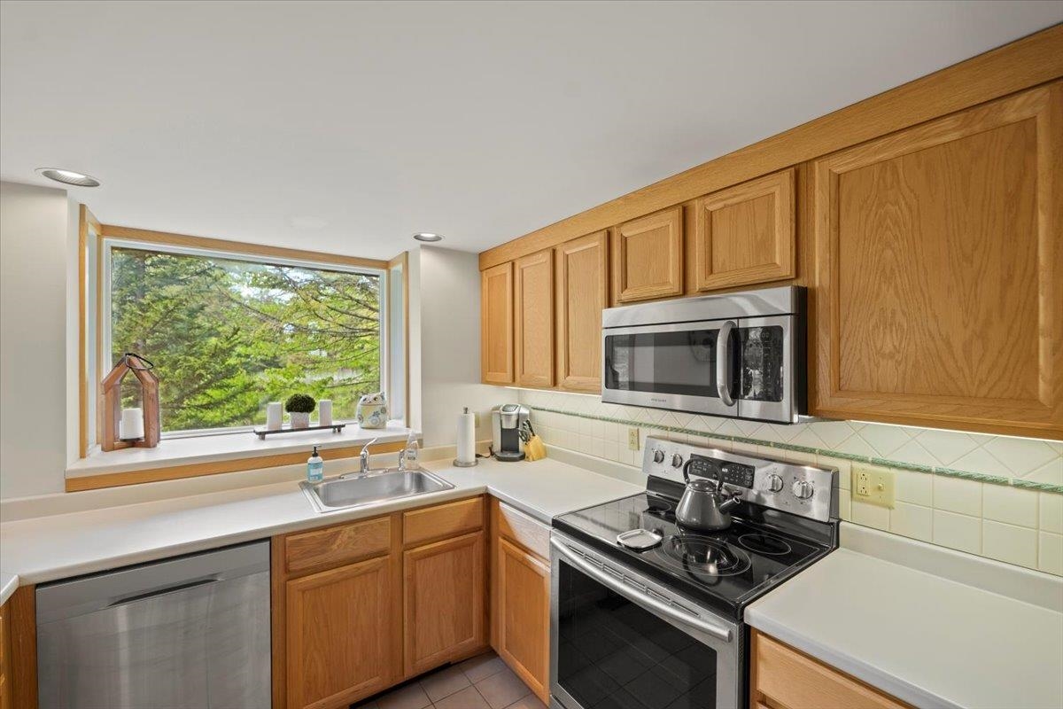 90 Turkey Run Road Winhall, VT 05340 - Photo 21 of 29